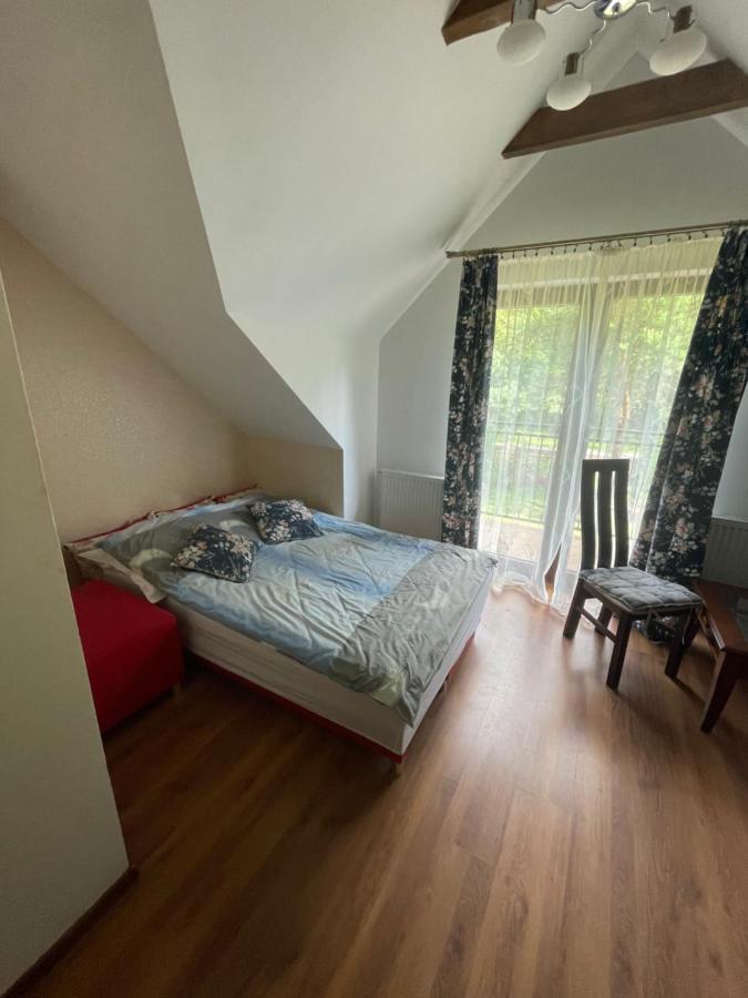 Dom Nad Jeziorem Mazury Pomost Segment 1 Kozin Eksteriør billede
