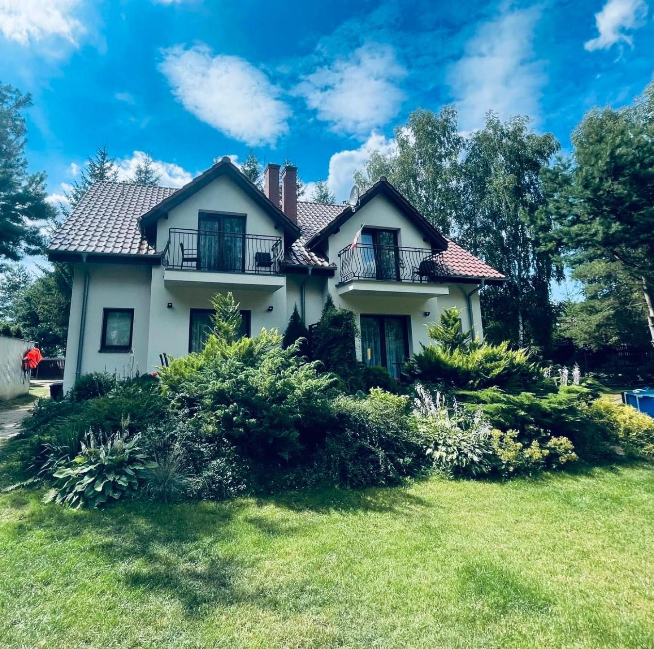 Dom Nad Jeziorem Mazury Pomost Segment 1 Kozin Eksteriør billede